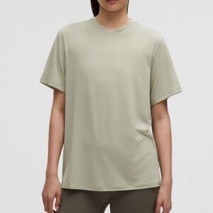 Lululemon Jersey Training Short-Sleeve Shirt
Fog Green